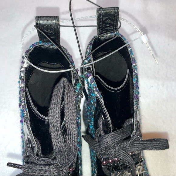 Karl Lagerfeld Paris Black Patent Leather Studded Boots for Women Size 7 - Picture 7 of 12